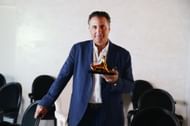Actor Andy Garcia poses with the Leopard Club Award 2015 on August 7, 2015 in Locarno, Switzerland. (Image via Vittorio Zunino Celotto/Getty Images)